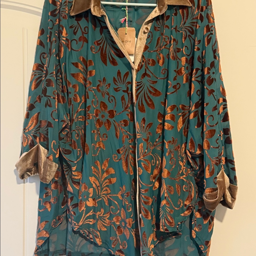 Large Umgee Top